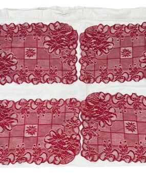 4 Christmas Lace Placemats Red Holiday Doilies Poinsettia Floral 17” x 11”